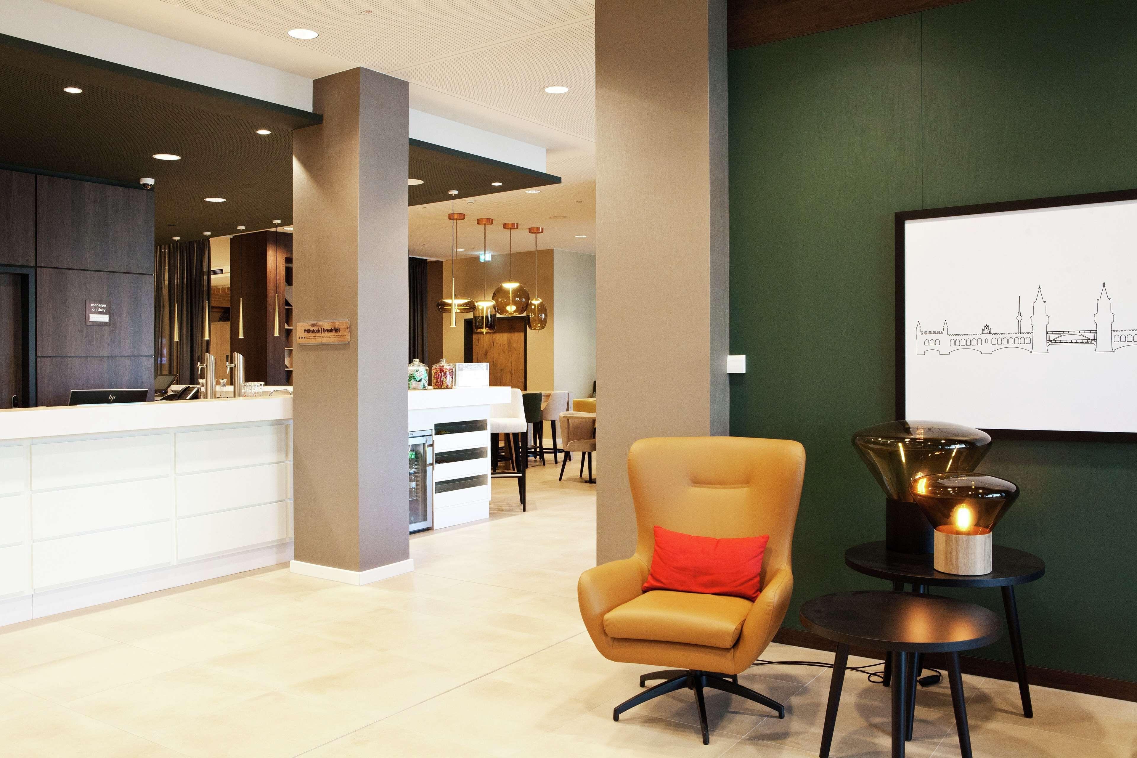 Hampton By Hilton Berlin City East Side Gallery — Photos 2